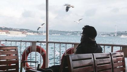 足球投注-布里奇斯30分唐斯8+22 尼克斯轻取猛龙4连胜