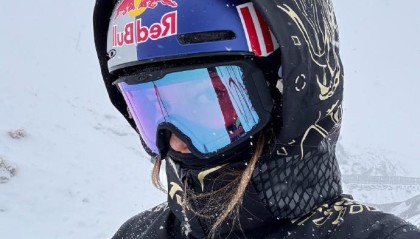 德甲投注-从伤病中恢复，谷爱凌结束康复期重新上雪